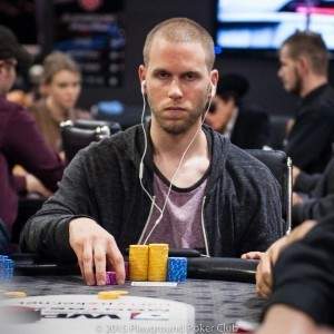 Madsen chips up with QQ… again